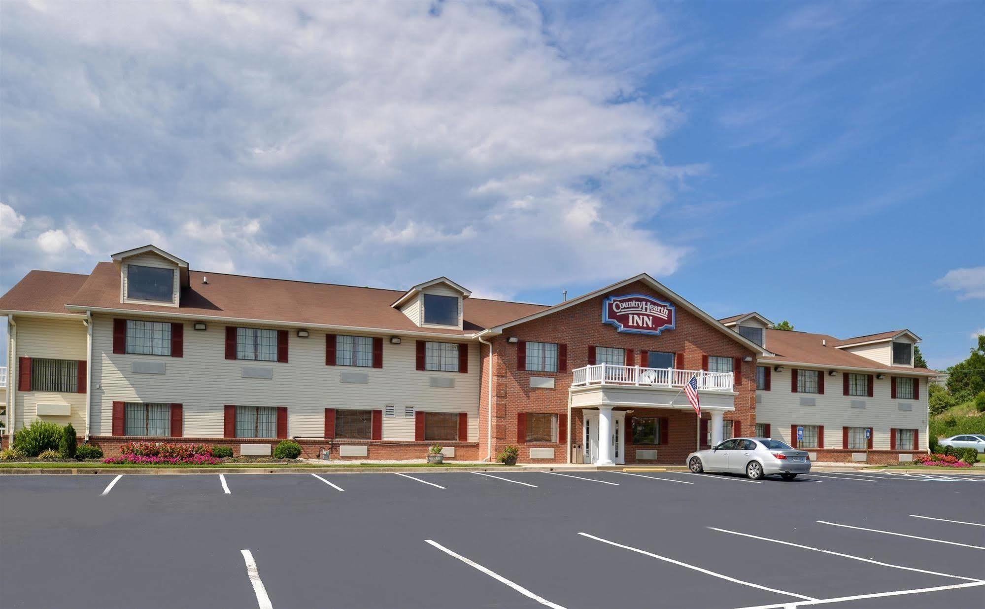 คันทรี ฮาร์ท อินน์ แอนด์ สวีท ทอกโคอา Hotel Toccoa ภายนอก รูปภาพ